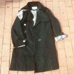 Burberry chelsa trench coat